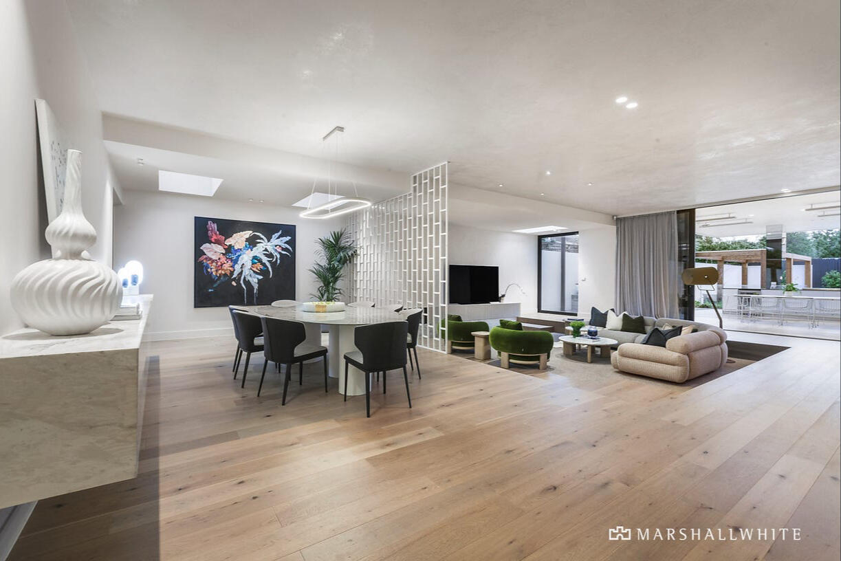 Million Dollor Mansion Million Dollor Mansion