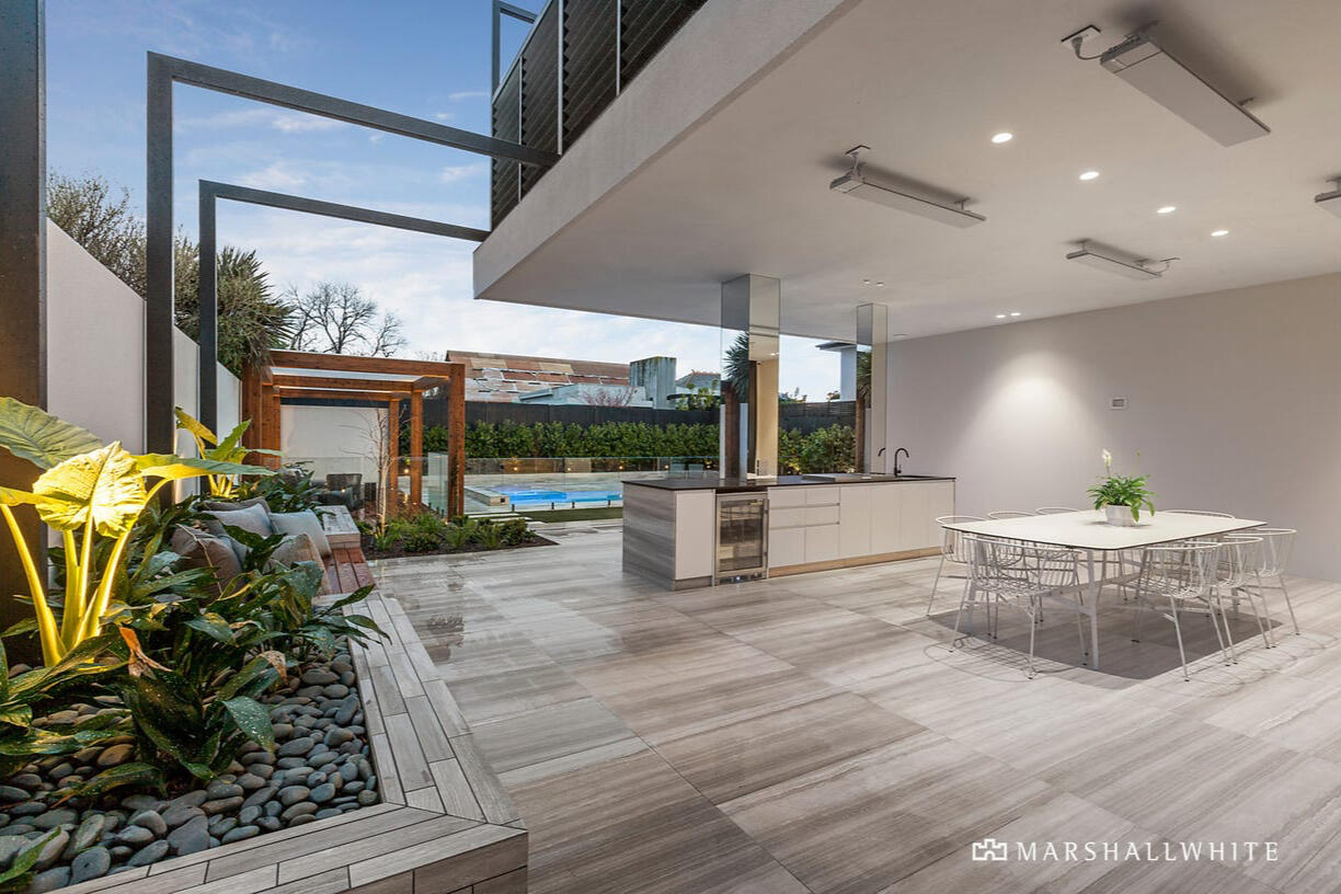 Million Dollor Mansion Million Dollor Mansion