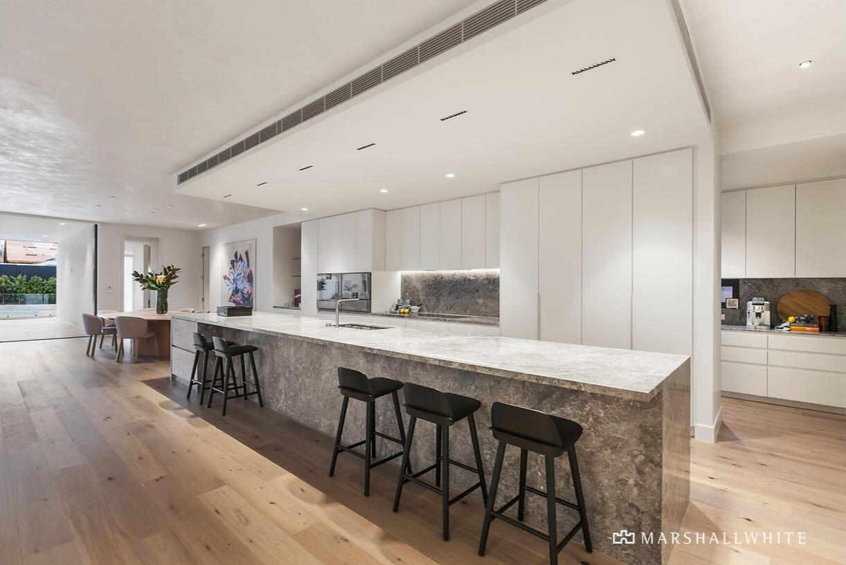 Million Dollor Mansion Million Dollor Mansion